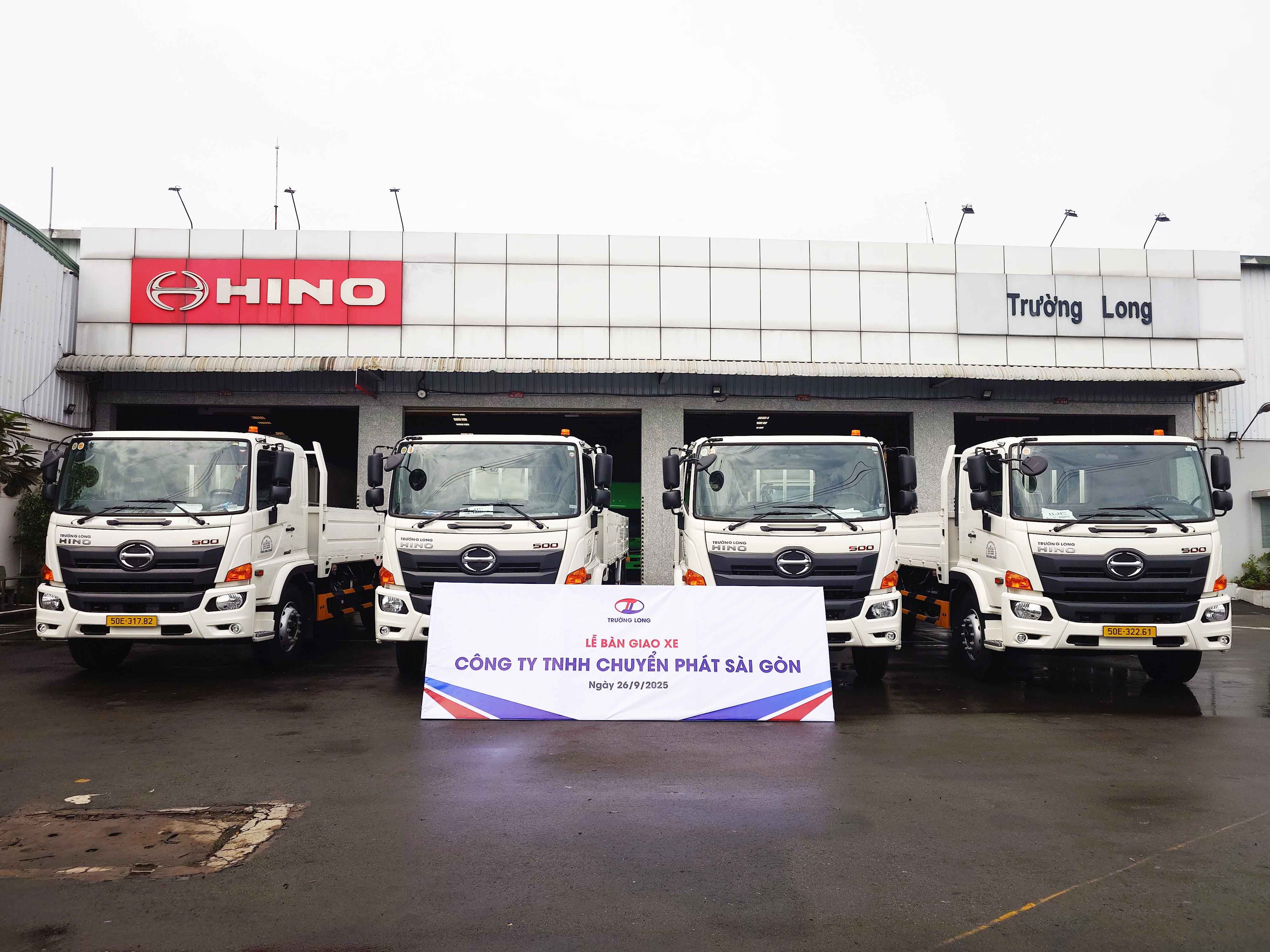 ban-giao-xe-cty-chuyen-phat-sai-gon