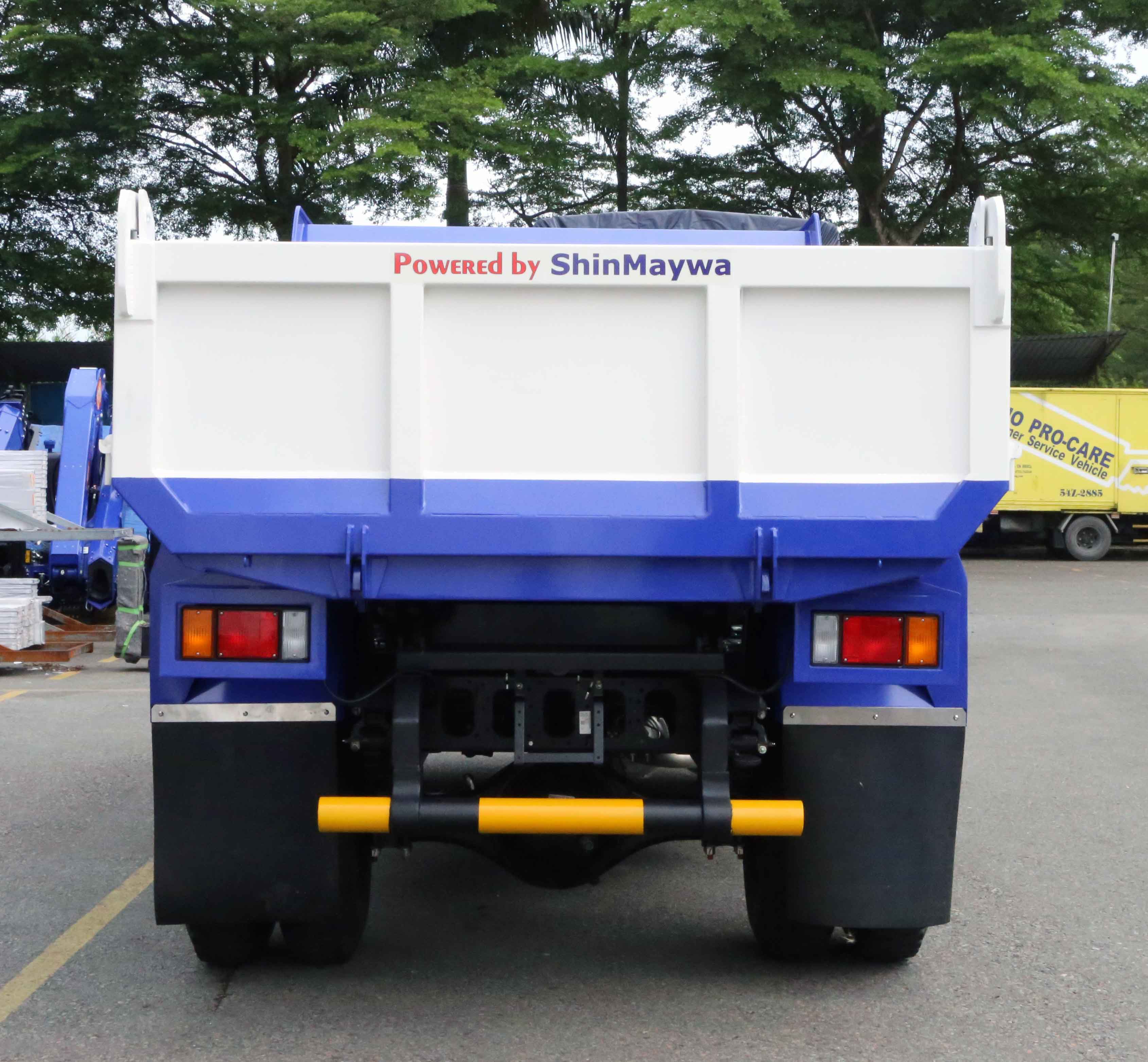 Xe-ben-Isuzu-6T5-Thùng-5-khối-bửng-liền-FRR-650-Euro-5