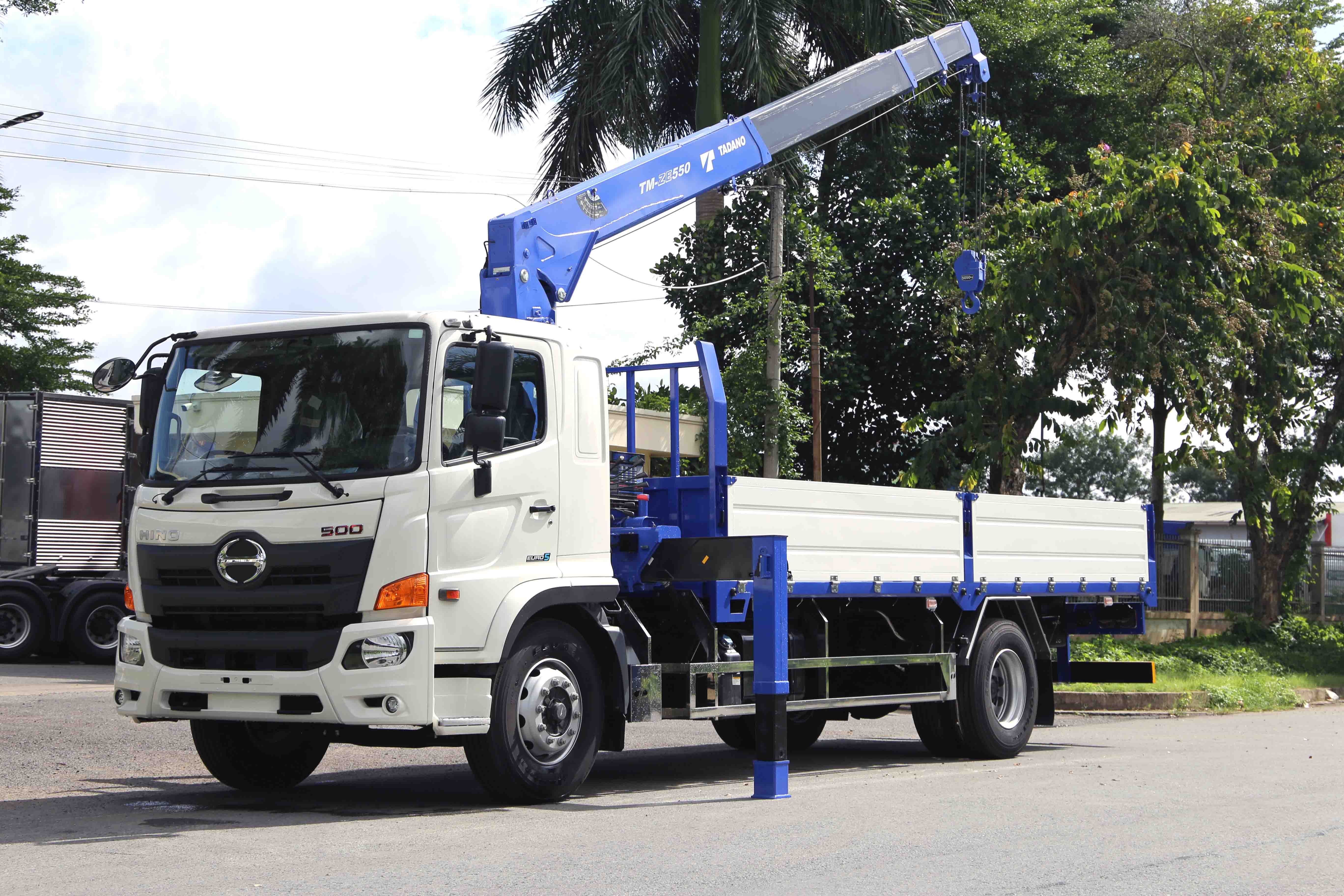 Xe-cau-Hino-8-tan-Can-Tadano-5-tan-4-dot-Thung-dai-6m5-FG8JP8A-Euro 5