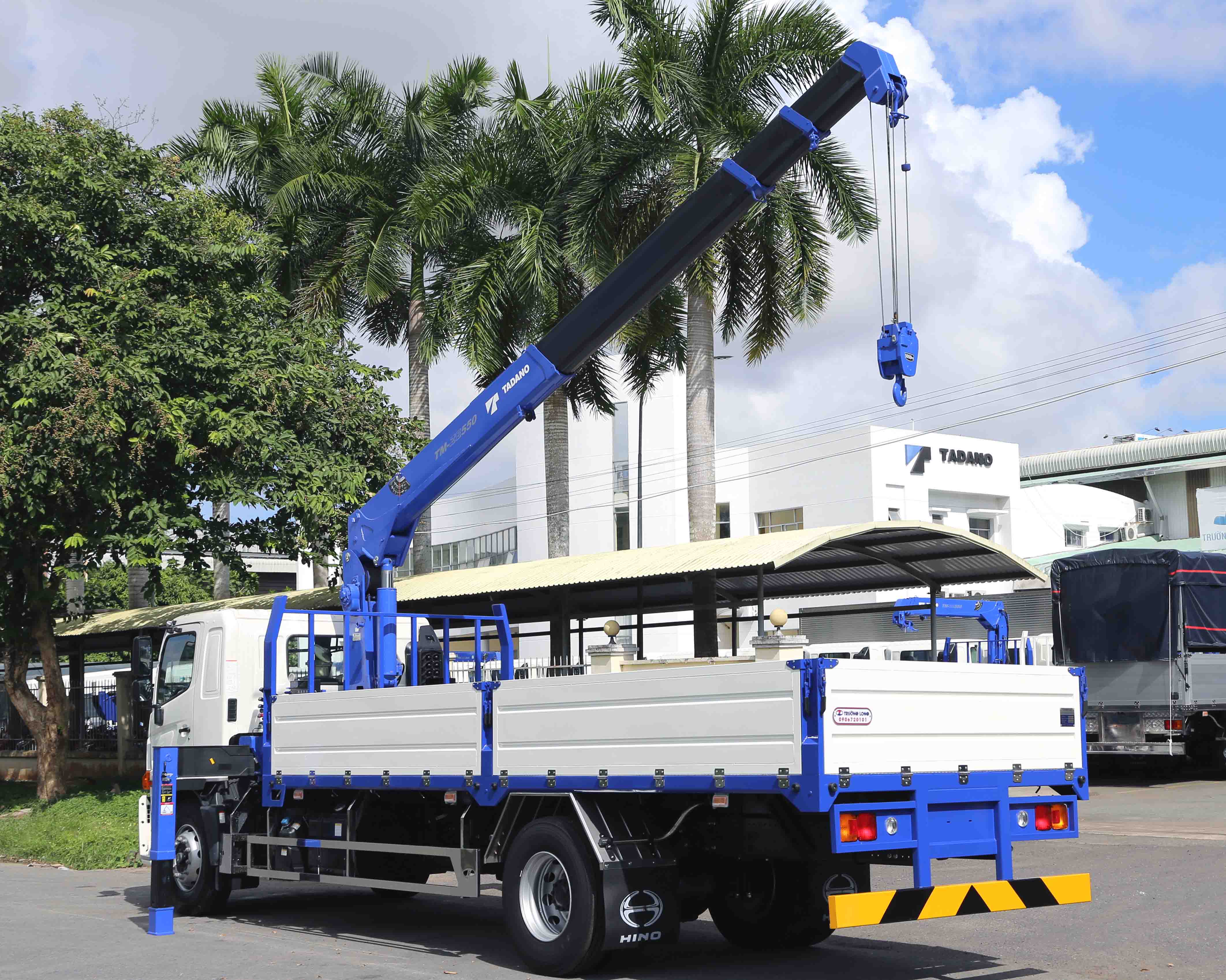 Xe-cau-Hino-8-tan-Can-Tadano-5-tan-4-dot-Thung-dai-6m5-FG8JP8A-Euro 5