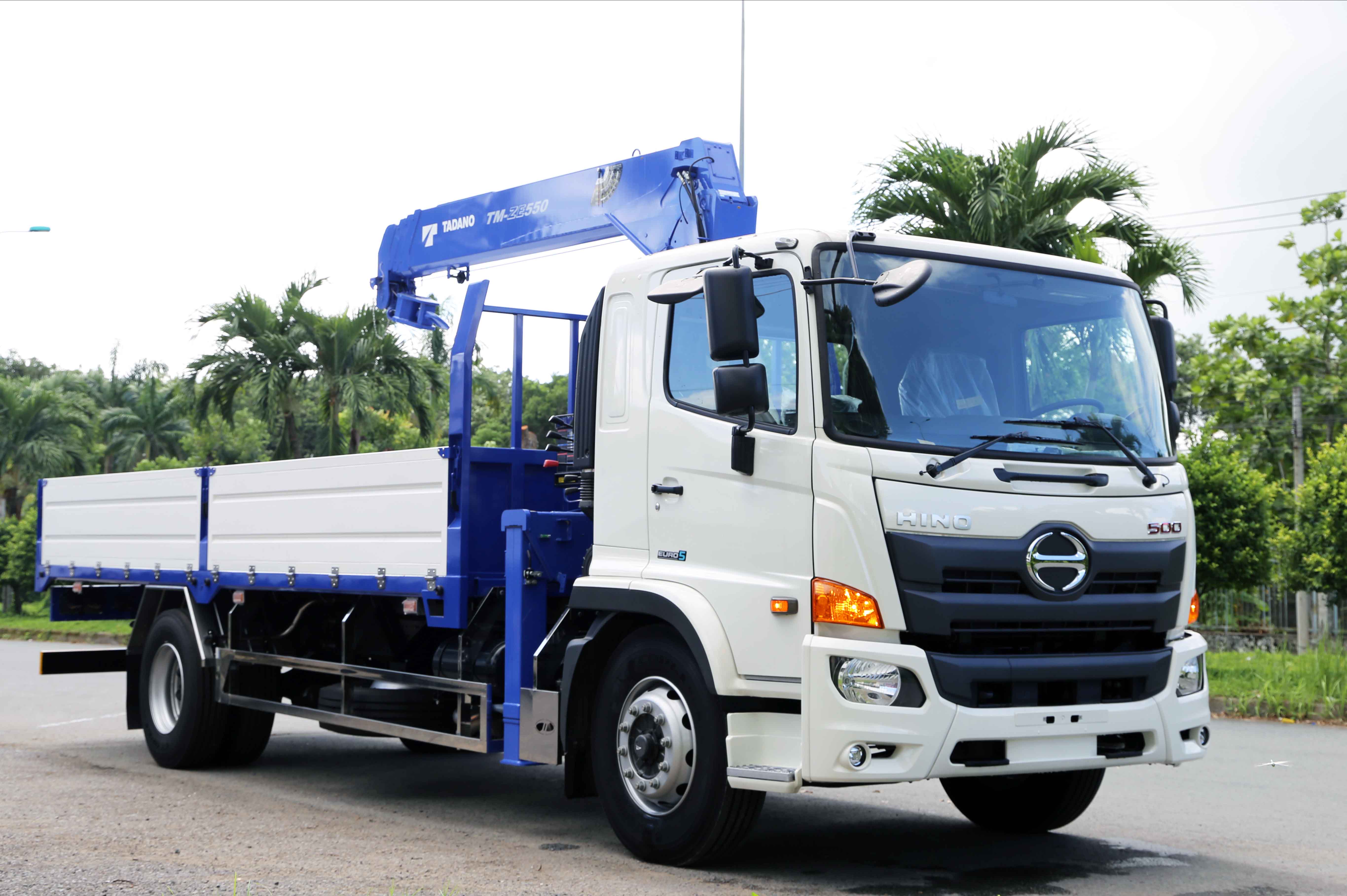 Xe cẩu Hino 8 tấn-Cần Tadano 5 tấn 4 đốt-Thùng dài 6m5-FG8JP8A Euro 5