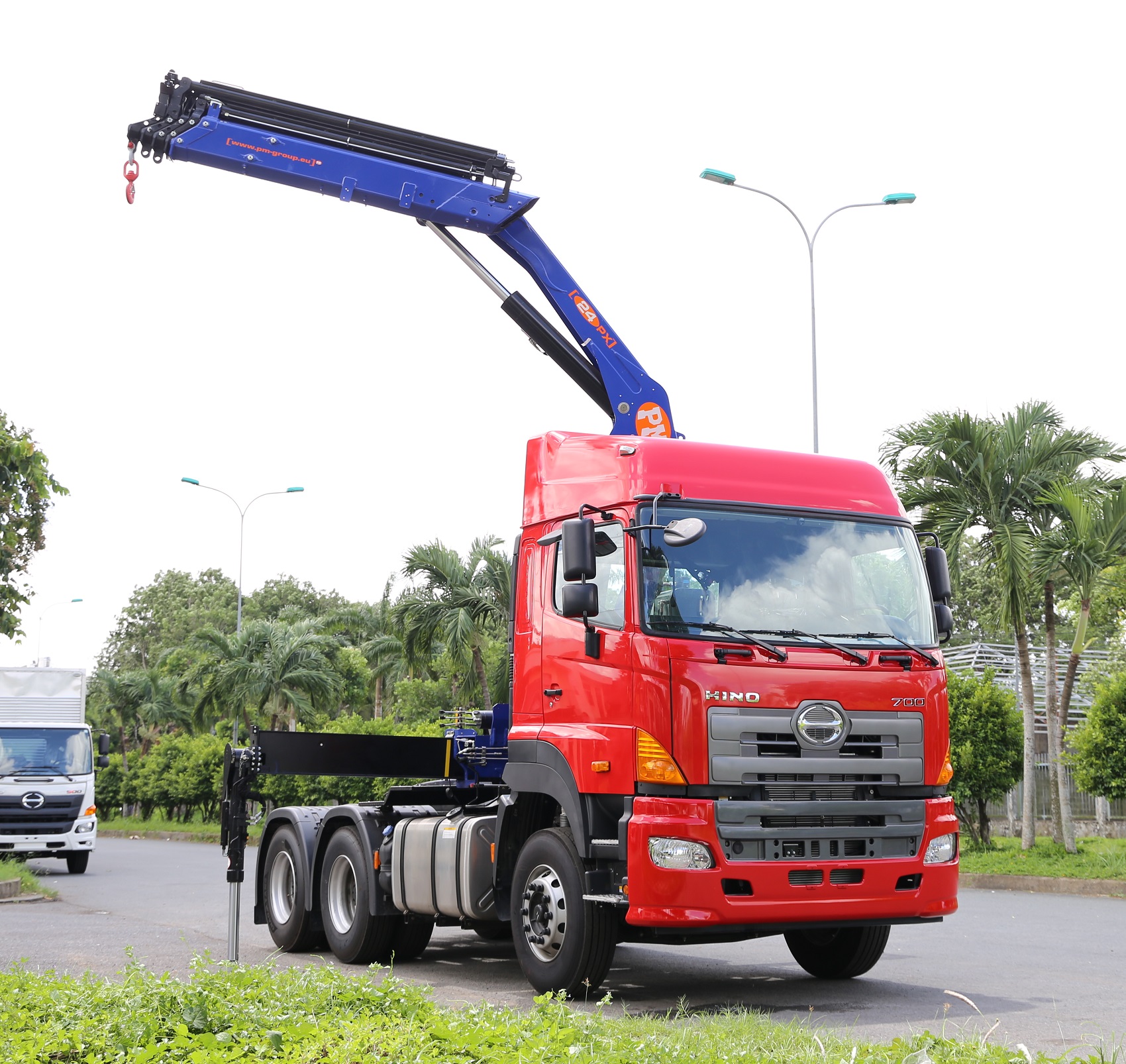 Xe-dau-keo-Hino-700-gan-cau-gap-10-tan-PM-24024-PX