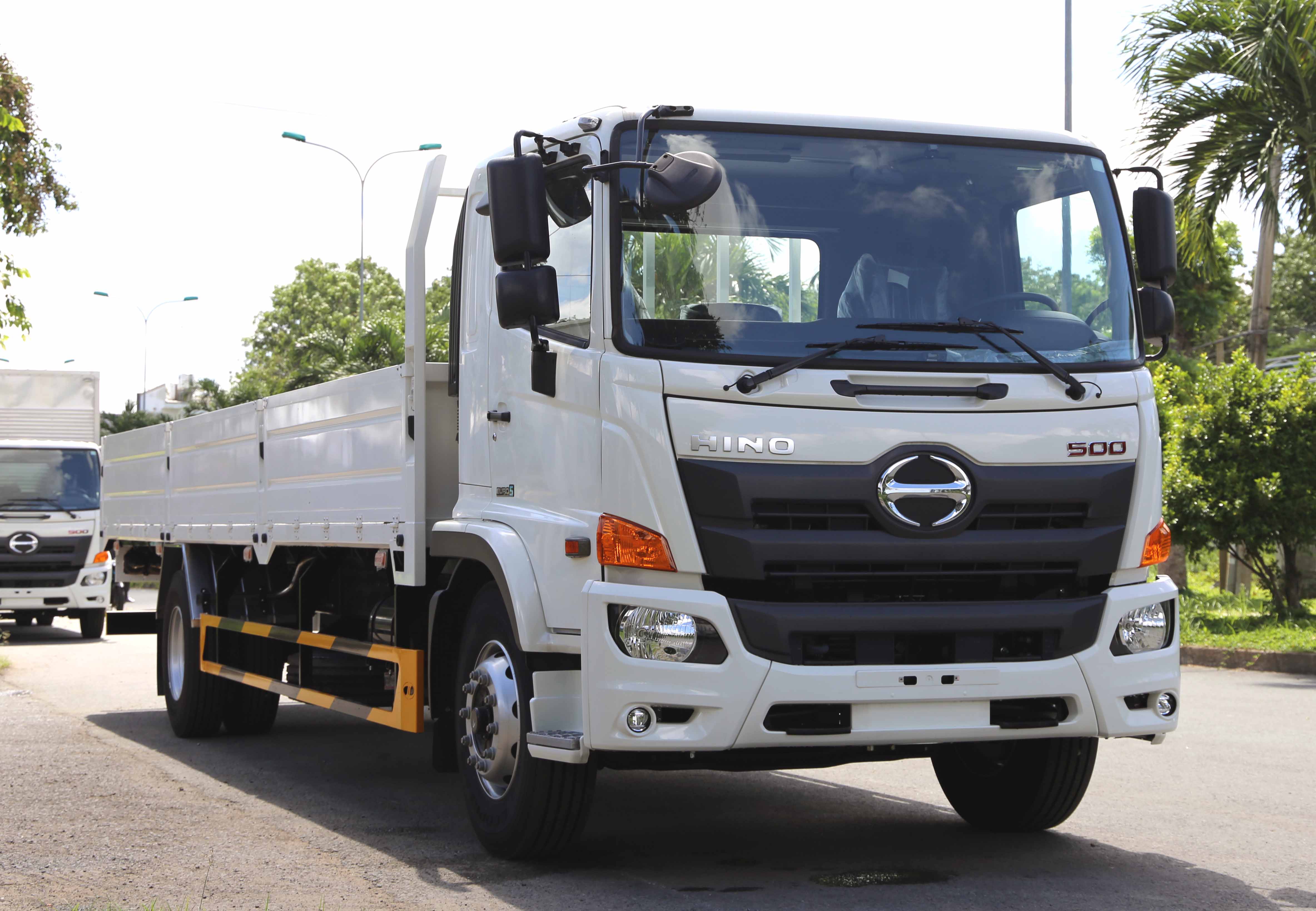 Xe-tai-Hino-thung-lung-8-tan-Thung-dai-8m7-FG8JT8A-PGV-Euro 5