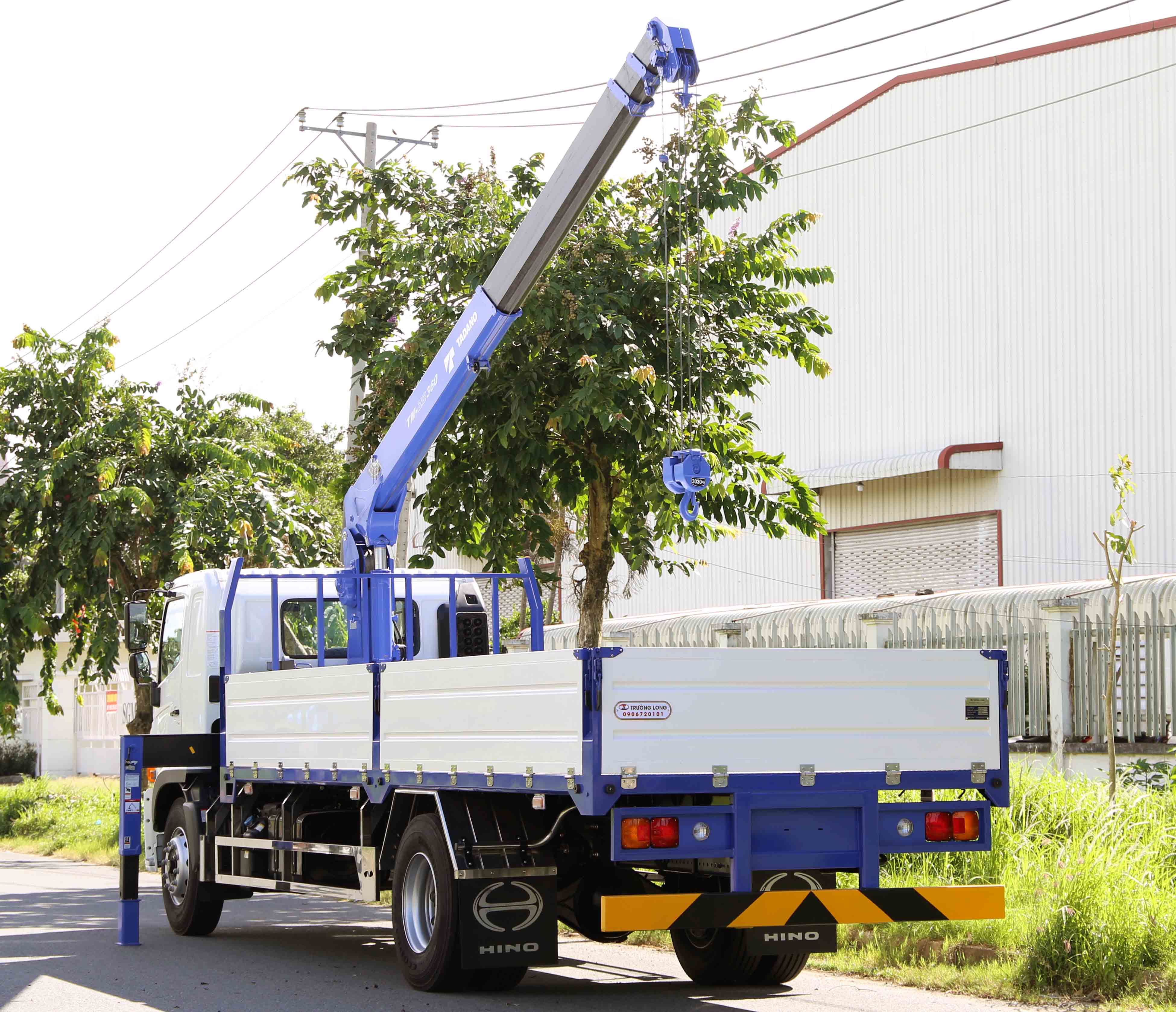 xe-cau-hino-8-tan-3-tan-4-dot