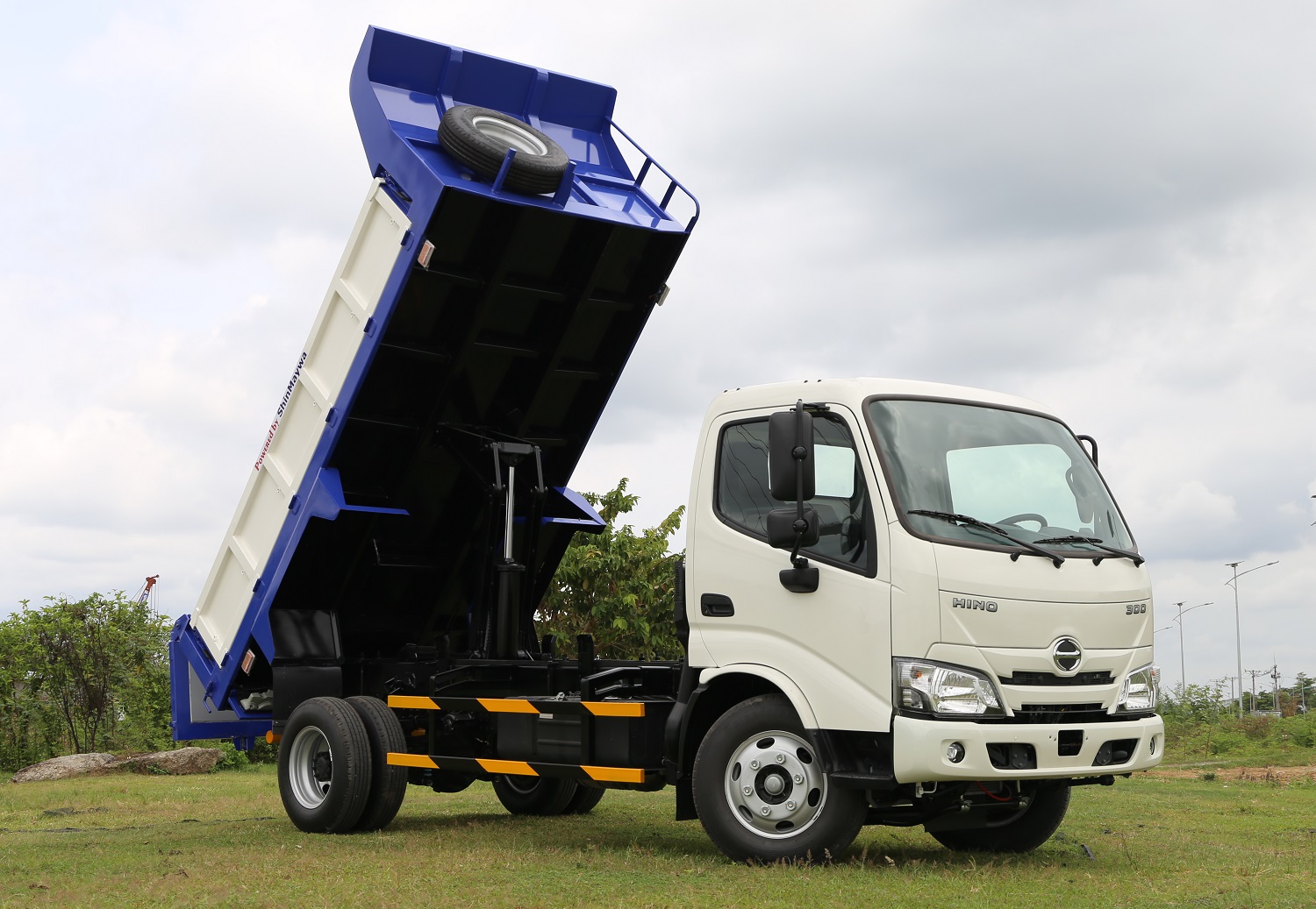 Xe ben Hino 3t5 thùng 2,9 khối-XZU650L