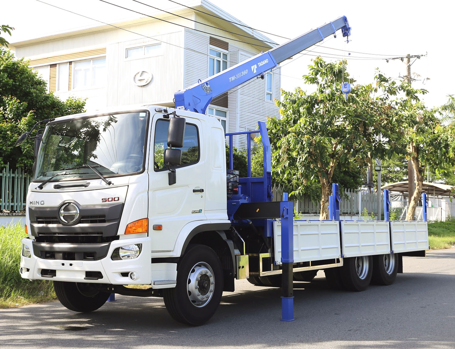 xe-cau-hino-15-tan-FL8JT8A