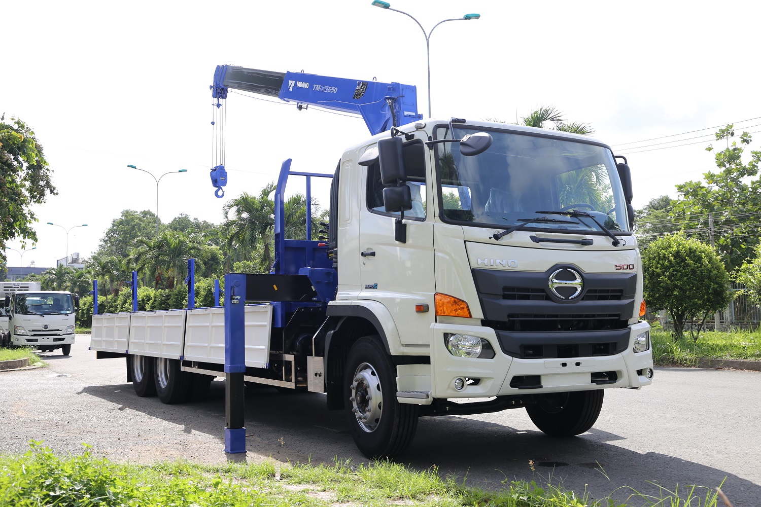 Xe cẩu Hino 15 tấn-Cần Tadano 5 tấn 4 đốt-Thùng dài 8m6-FL8JW8A Euro 5